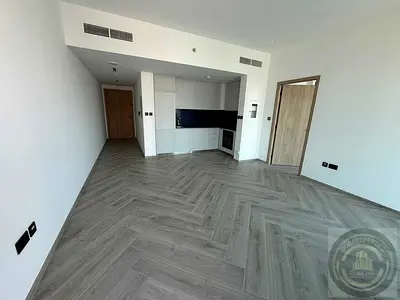 Brand New 1BR Apartment for Rent | Canal View | Peninsula Three, Business Bay