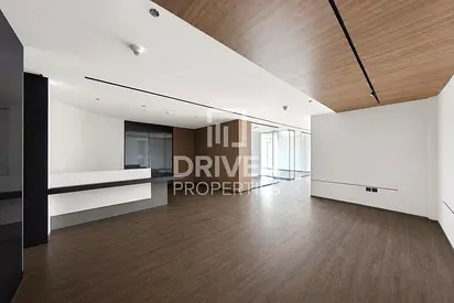 Prime location | Vacant Unit | Canal Facing View