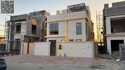 فيلا فاخرة للبيع في الحليو 1 – طابقين ورووف | مساحة 3014 قدم | 5 غرف نوم ماستر | تصميم عصري وتشطيبات سوبر ديلوكس | موقع مميز قريب من جميع الخدمات | ال