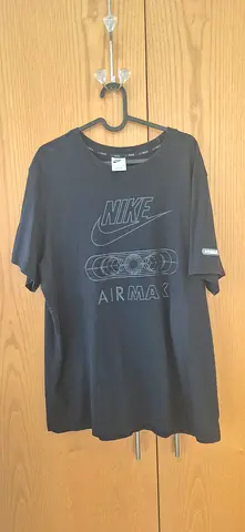 Nike Air Max black graphic T-shirt - Size XL