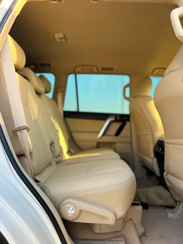 2023 Toyota PRADO 照片 11