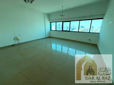 غرفتين وصالة بالممزر بالشارقة | غرفة خادمة | جيم | مسبح | باركينج | خزائن بالحائط | بالقرب من بحيرة الممزر | على مخرج دبي