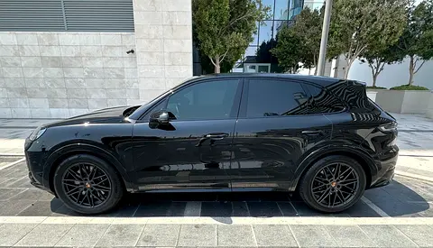 صورة 5 لـ 2025 Porsche CAYENNE