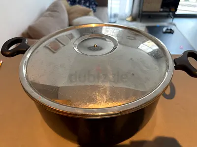 Large Heavy-Duty Cooking Pot with Lid - Good Used Condition