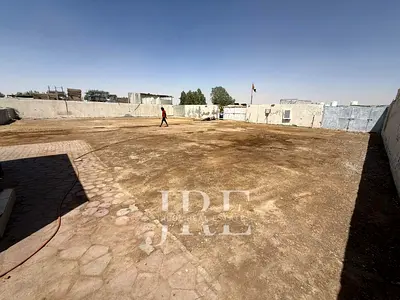 Warehouse for Rent in Sharjah | Open yard