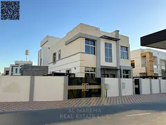 A villa with a price including electricity, water and air conditioning fees on the main street, read