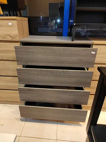 4-Drawer Wooden Chest of Drawers - Grey Oak Finish