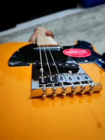 Fender electric guitar - Tele-style, good condition with bag and cable