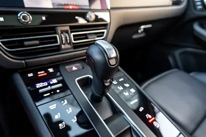 2024 Porsche MACAN — миниатюра 19