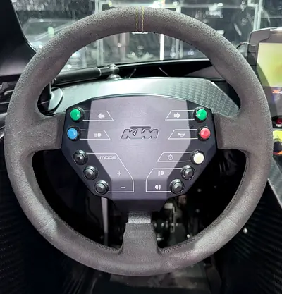 صورة 15 لـ 2015 KTM X-BOW