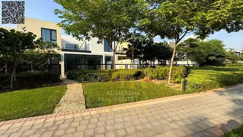 A villa with all electricity, water and air conditioning fees included, on the main street, ready to move in, in the most prestigious areas of Ajman.