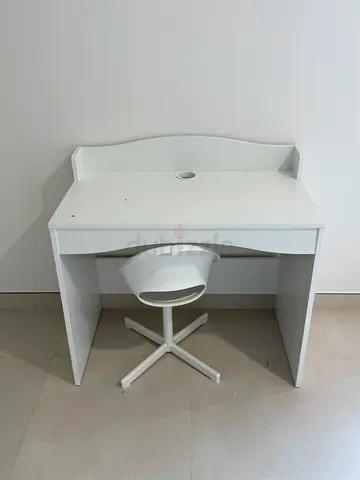 Compact white study desk for kids with drawer and shelf - good condition