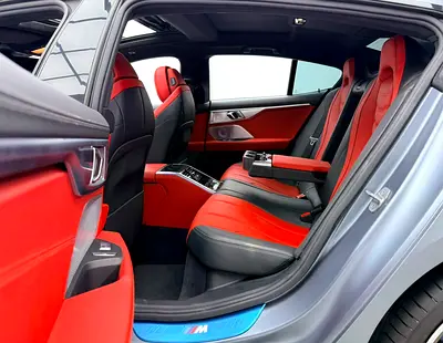 صورة 16 لـ 2021 BMW 8-SERIES