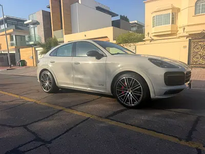 صورة 3 لـ 2022 Porsche CAYENNE