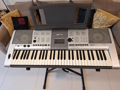 Yamaha Electronic Key Board PSR 1425