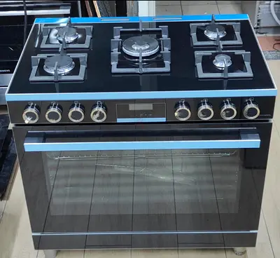 5-Burner Gas Cooker BOSCH SERIES 8 Stock(new) piece