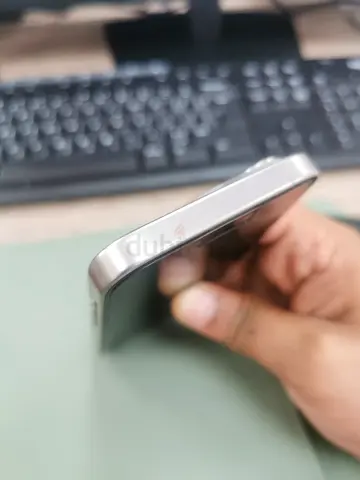 iPhone 15 pro (silver) in Excellent used condition 85% charge