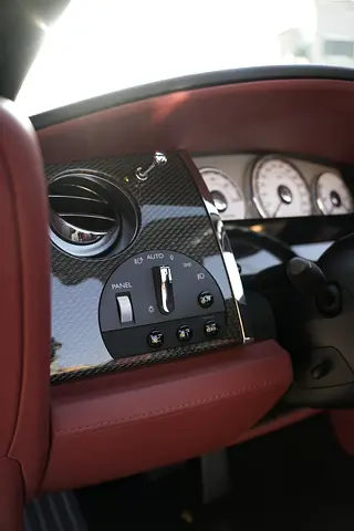 صورة 5 لـ 2019 ROLLS-ROYCE DAWN