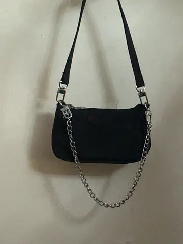 Black shoulder bag with chain strap - good condition