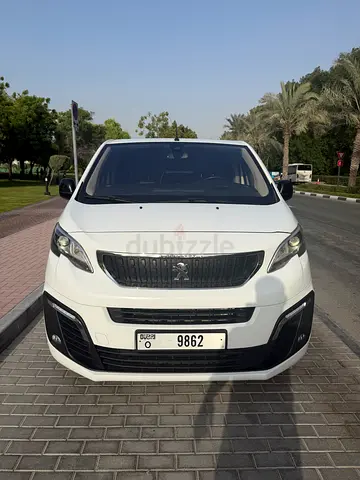 Peugeot Traveller Business VIP 2018 | GCC Specs | Well Maintained I personal car