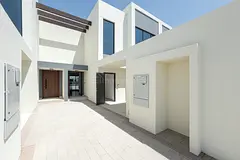 Beautiful 3BR Townhouse | Opposite Pool &amp; Park