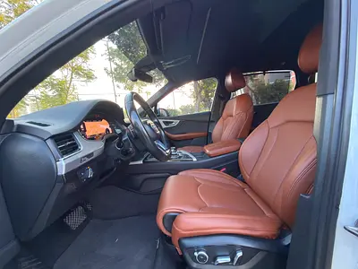 2016 AUDI Q7 — миниатюра 10