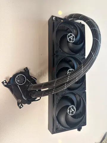 Arctic Liquid Freezer II 360