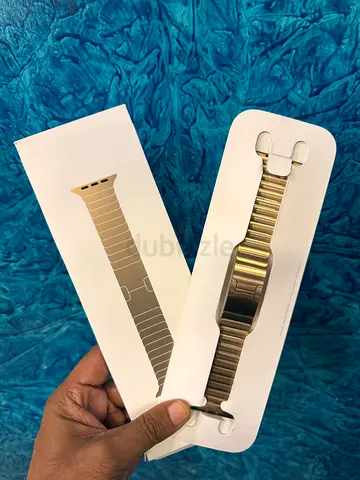 Apple gold link bracelet 46mm