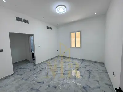 Direct from the owner, including registration, ownership, water, and electricity fees. Turnkey delivery.