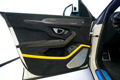 2024 Lamborghini URUS 照片 6