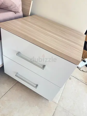 Light wood and white 2-drawer bedside table / nightstand + dresser + king size bed 200x200
