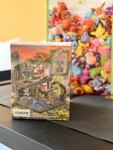 Pokémon Diorama Miniature Set - Old Castle Ruins (Sealed Box)