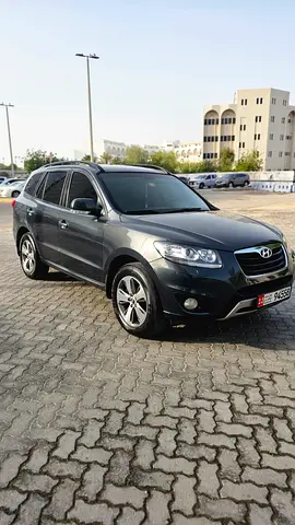 Hyundai Santa Fe 2012 Comfort Plus GCC Specs