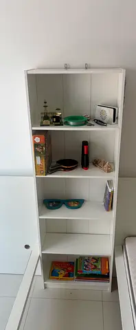 White 5-Shelf Narrow Bookcase / Display Shelf - Good Condition
