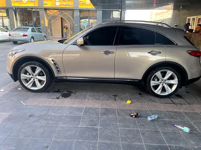 2011 Infiniti FX50 照片 8