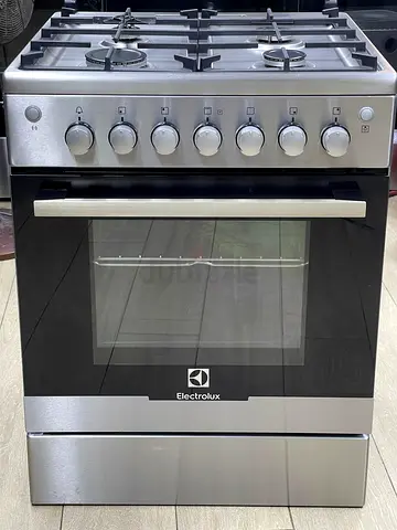 Electrolux fan Assist 4 Burner Gas cooker Range size 60cm
