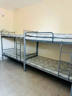 Bed space available for male at discovery garden