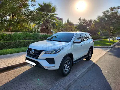 A BEAUTIFUL TOYOTA FORTUNER 2023 EXR GCC!!! PERFECT!!! FIRST OWNER  UNDER CONTRACT FROM AGENCY!
