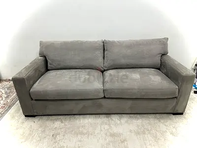 Selling cratebarrel 3 seater sofa