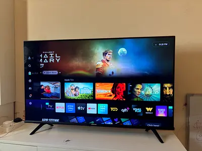 Hisense Tv 43” smart Tv