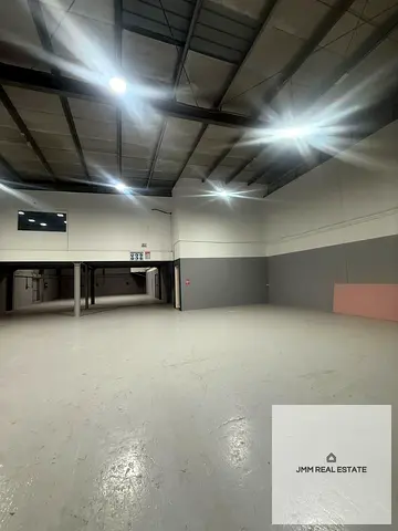 Huge Space | Mainland | Vacant