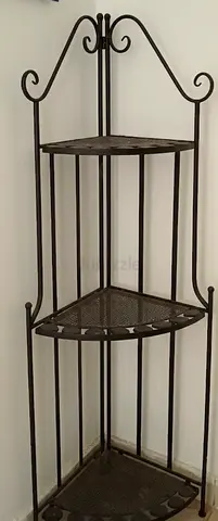 Iron Corner Shelf Unit - 3-Tier Decorative Metal Rack