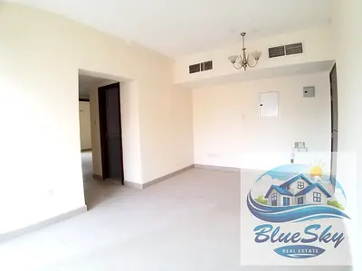 LOOKING NICE SPACIOUS 2BHK WITH BALCONY central ac JUST FOR RENT 37k