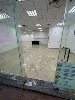 A commercial space suitable for all activities, in a prime and vibrant location near the Corniche.