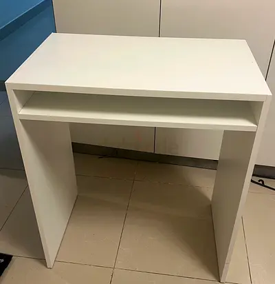IKEA computer/Study table good condition