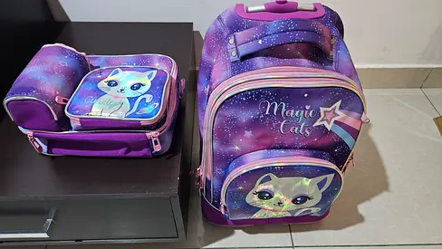 Kids School Bags/Backpack with Lunch case - Hard Wheels
