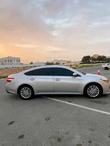 Toyota Avalon Limited 2014 GCC Specs very well maintained & low mileage