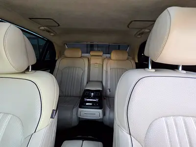 2022 Genesis G90 — фото 14