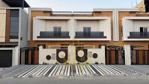 Townhouse for sale in Ajman | Al Helio 2 area | 4 bedrooms and a living room | Freehold for all nationalities | Price includes registration fees. Tow
