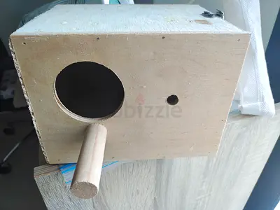 Brand New Wooden Bird Nesting Box - New